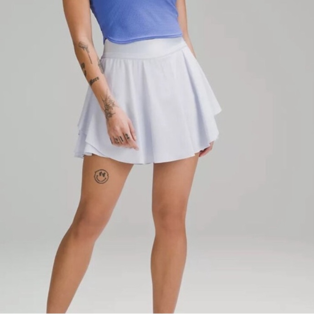 Lulu lemon court Rival skirt size 6